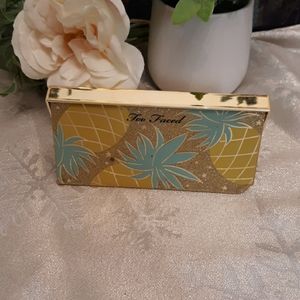 Too Faced sparkling pineapple palette